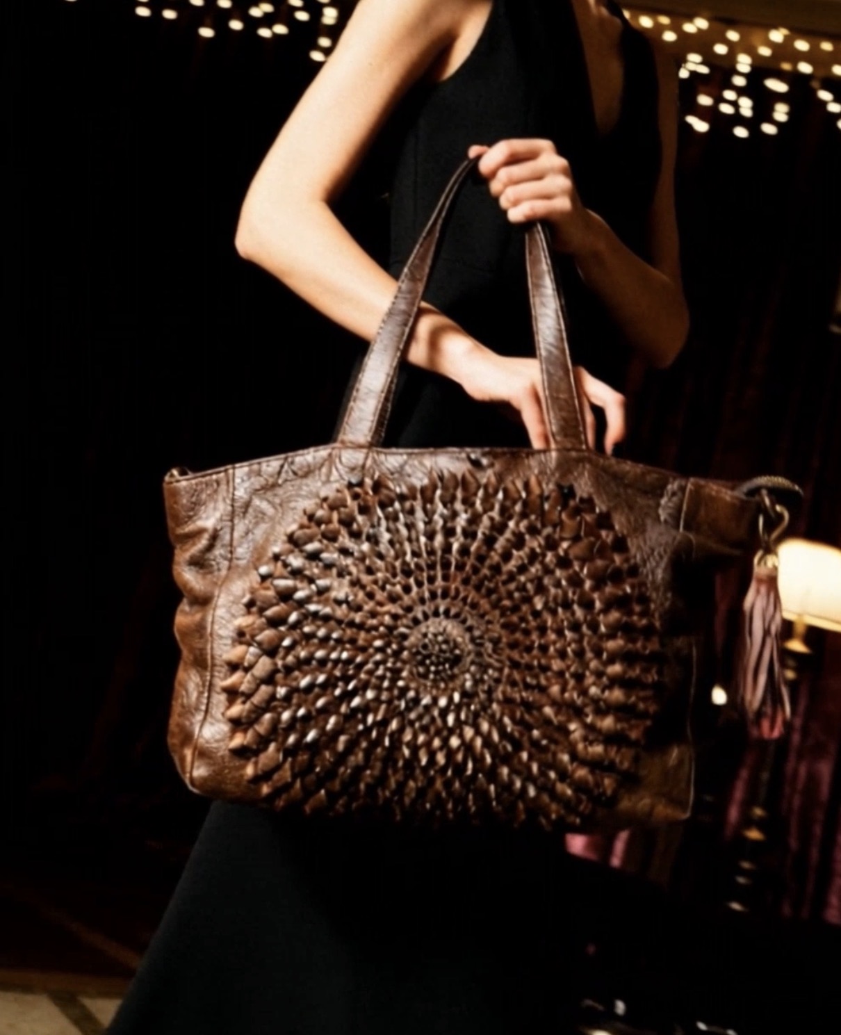 Detail eines charaktervollen Taschendieb Wien Shoppers
